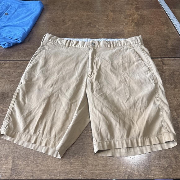 Peter Millar Other - Peter Millar Bedford Shorts Men's 35 Beige Golf Chino 9" Inseam Preppy Casual